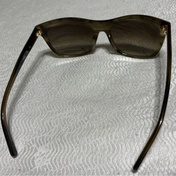 VALENTINO V650S 305 135 Studded Sunglasses in Olive Green - Picture 15 of 16